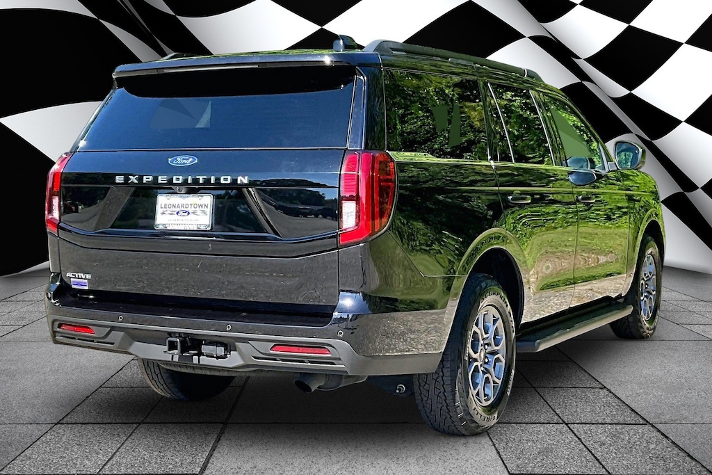 Used 2025 Ford Expedition Active Active 4x2