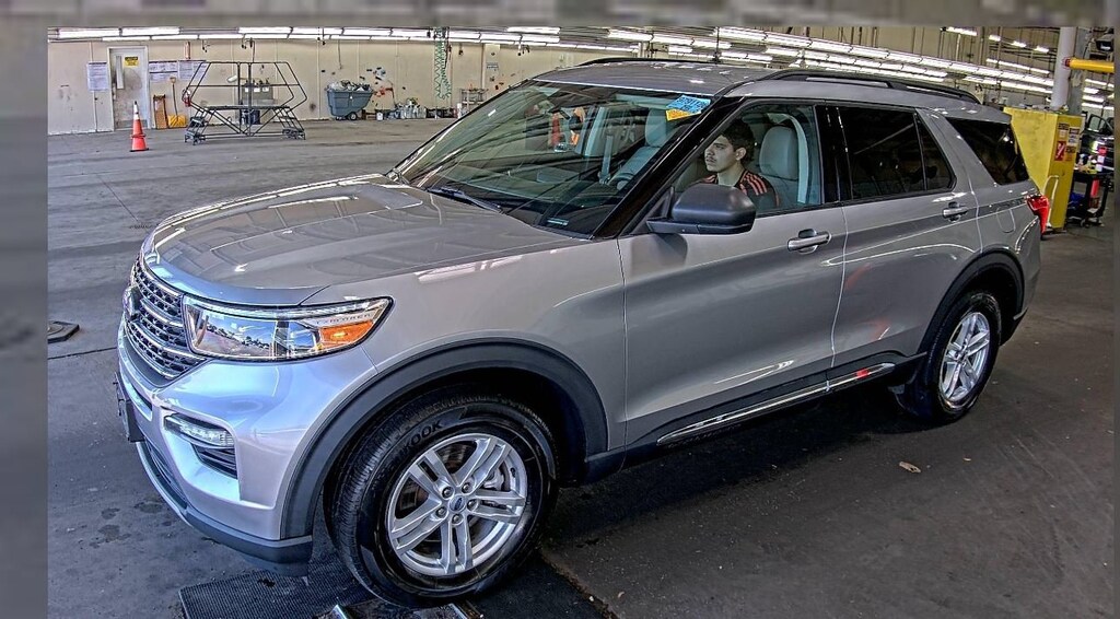 Certified 2023 Ford Explorer XLT LUXURY SUV XLT 4WD
