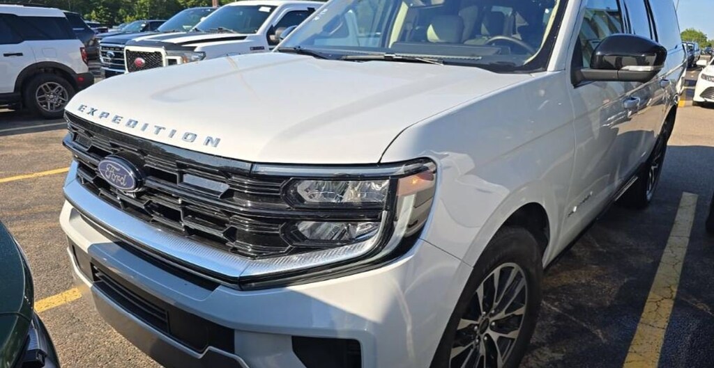 Used 2025 Ford Expedition Max Platinum Platinum 4x4