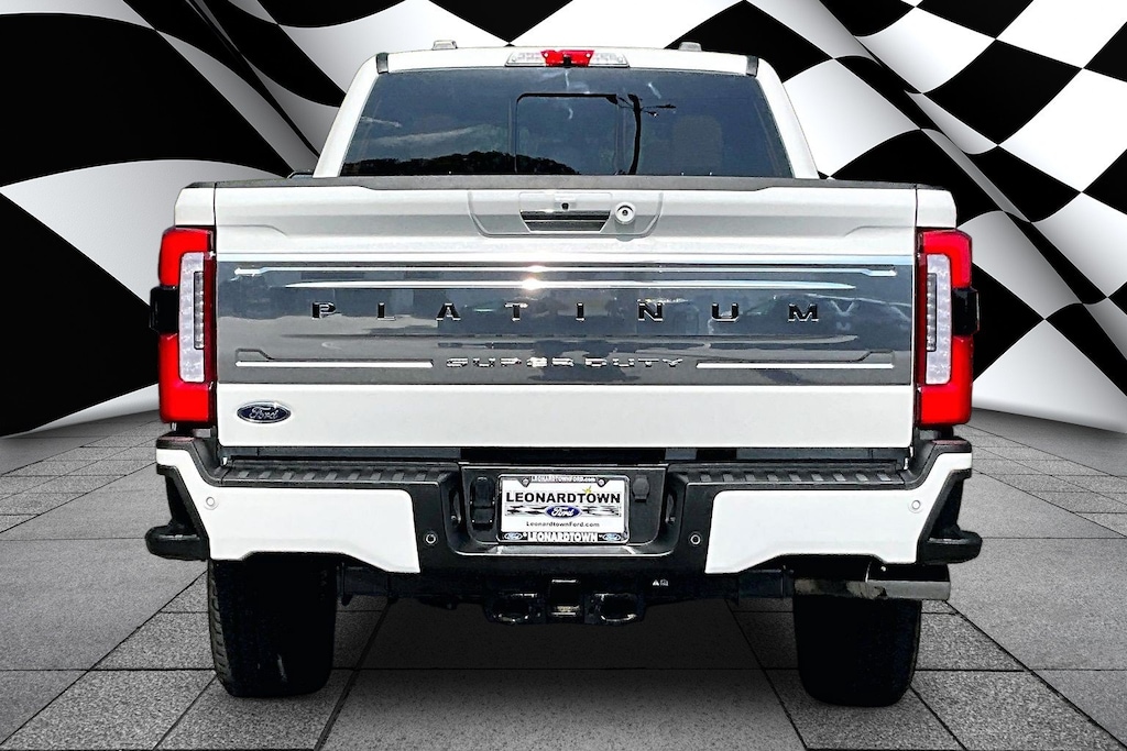 Used 2024 Ford Super Duty F-350 SRW LARIAT LARIAT 4WD Crew Cab 6.75 Box
