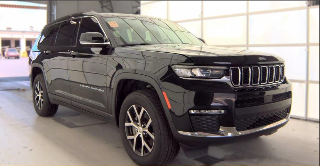 Certified 2023 Jeep Grand Cherokee L Limited Limited 4x4