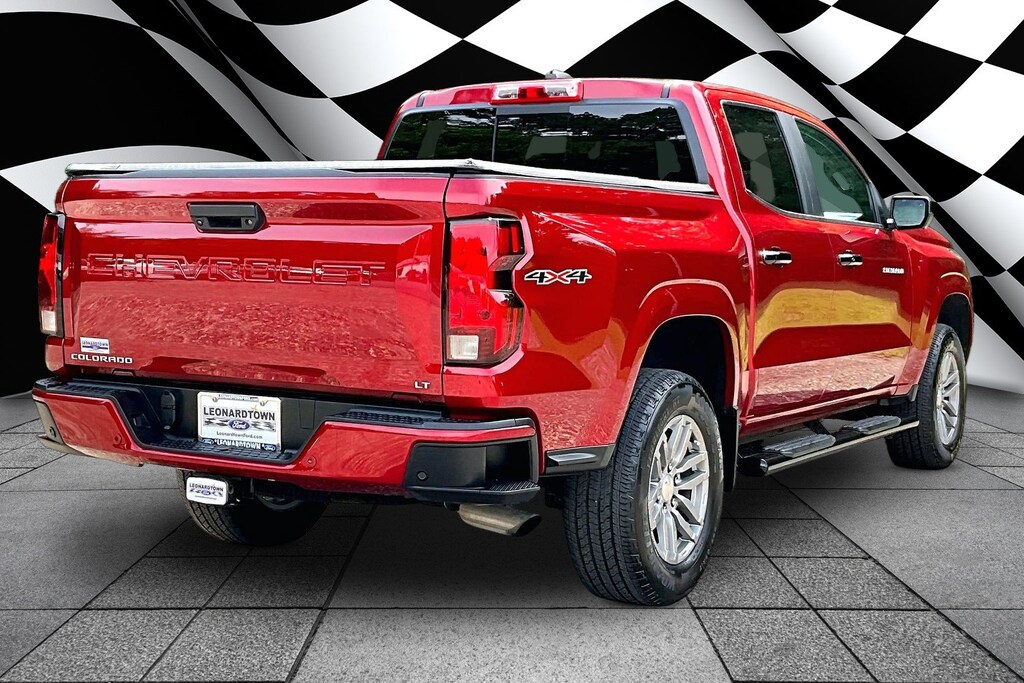 Used 2023 Chevrolet Colorado 4WD LT 4WD Crew Cab LT