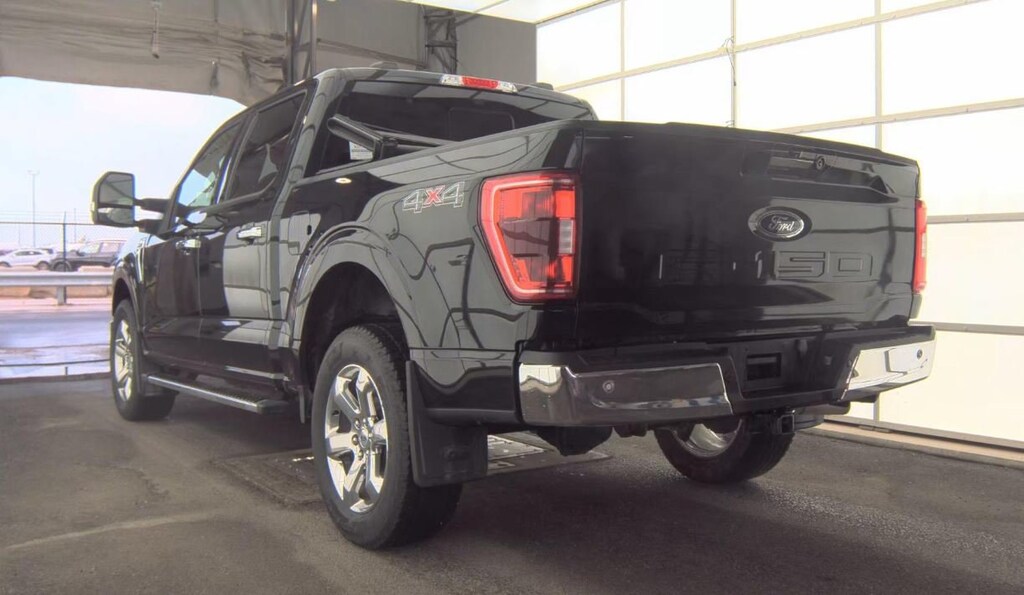 Used 2023 Ford F-150 XLT V8 HIGH PACKAGE MAX TOW XLT 4WD SuperCrew 5.5 Box