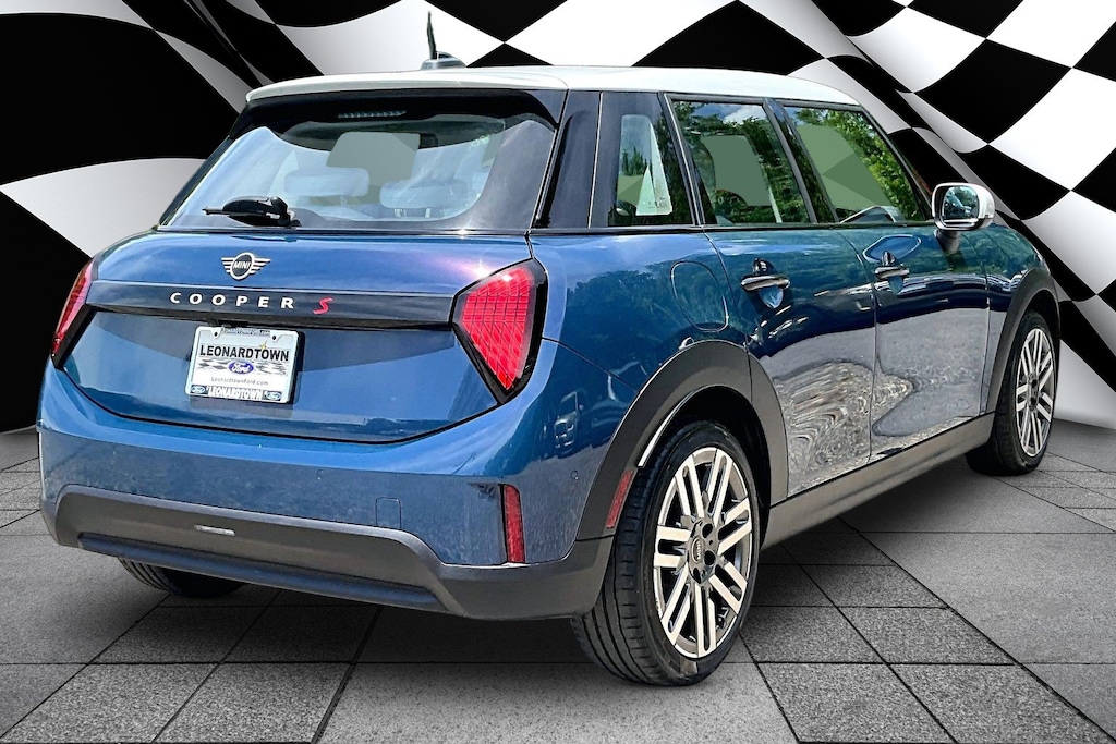 Used 2025 MINI Hardtop 4 Door Cooper S Cooper S FWD