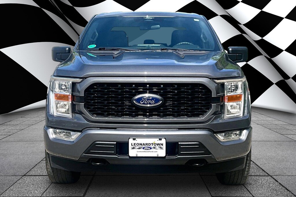 Certified 2022 Ford F-150 STX 4WD CREW CAB XL 4WD SuperCrew 5.5 Box