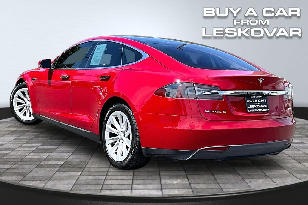 Used 2016 Tesla Model S 90D with VIN 5YJSA1E2XGF135049 for sale in Kennewick, WA