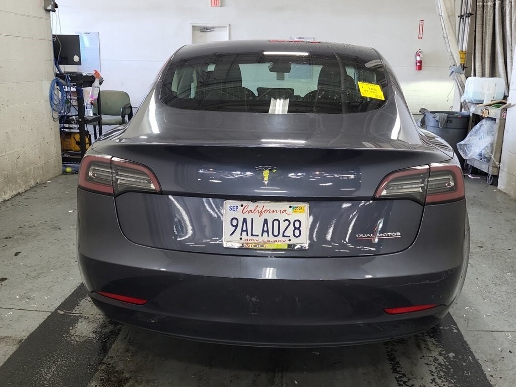 2019 Tesla Model 3 Long Range photo 4