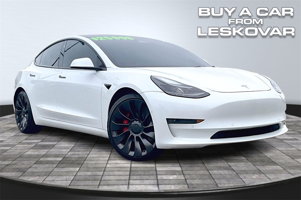 2022 Tesla Model 3 Performance's photo