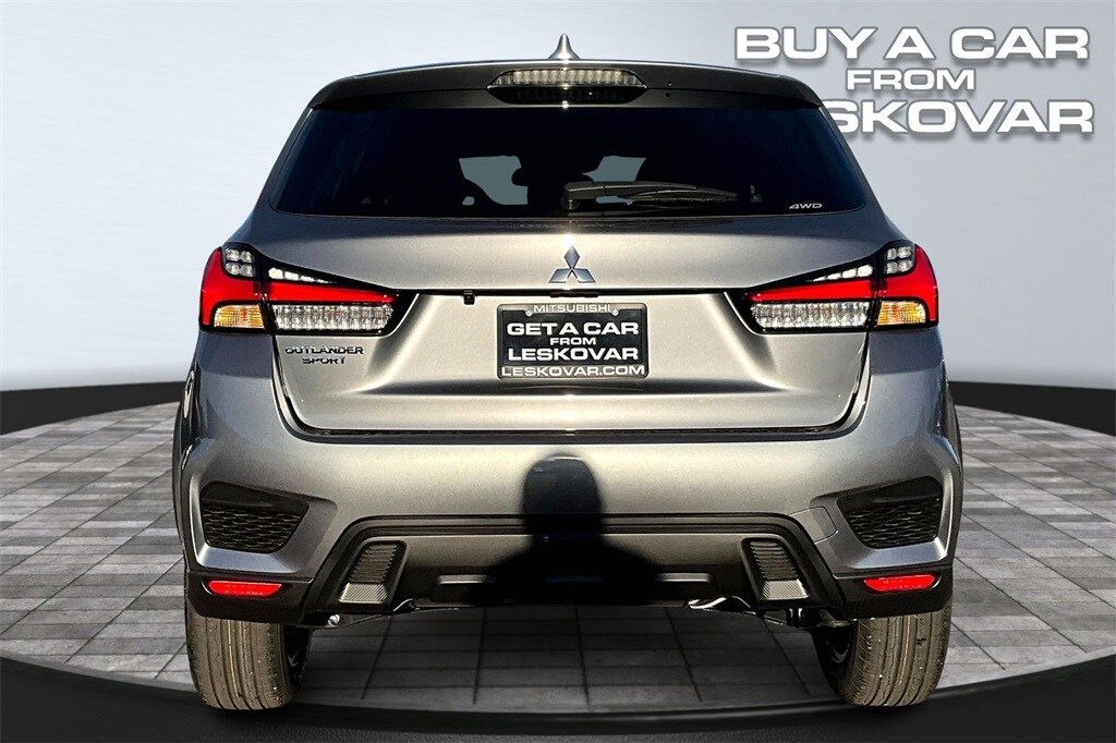 2026 Mitsubishi Outlander Sport ES photo 4