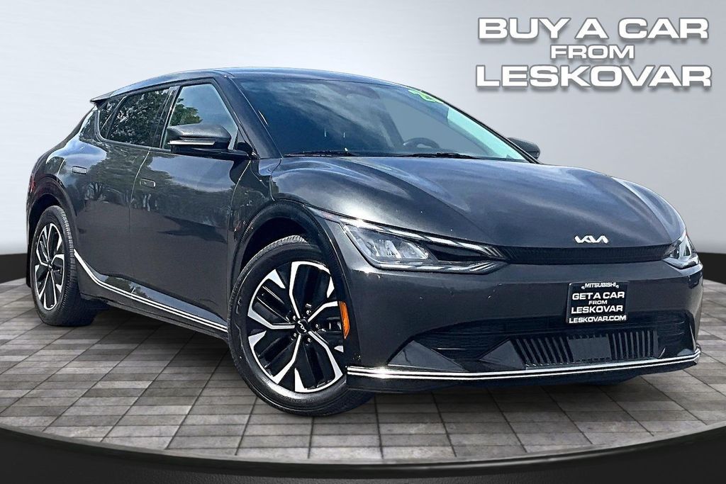 2023 Kia EV6 Wind's photo
