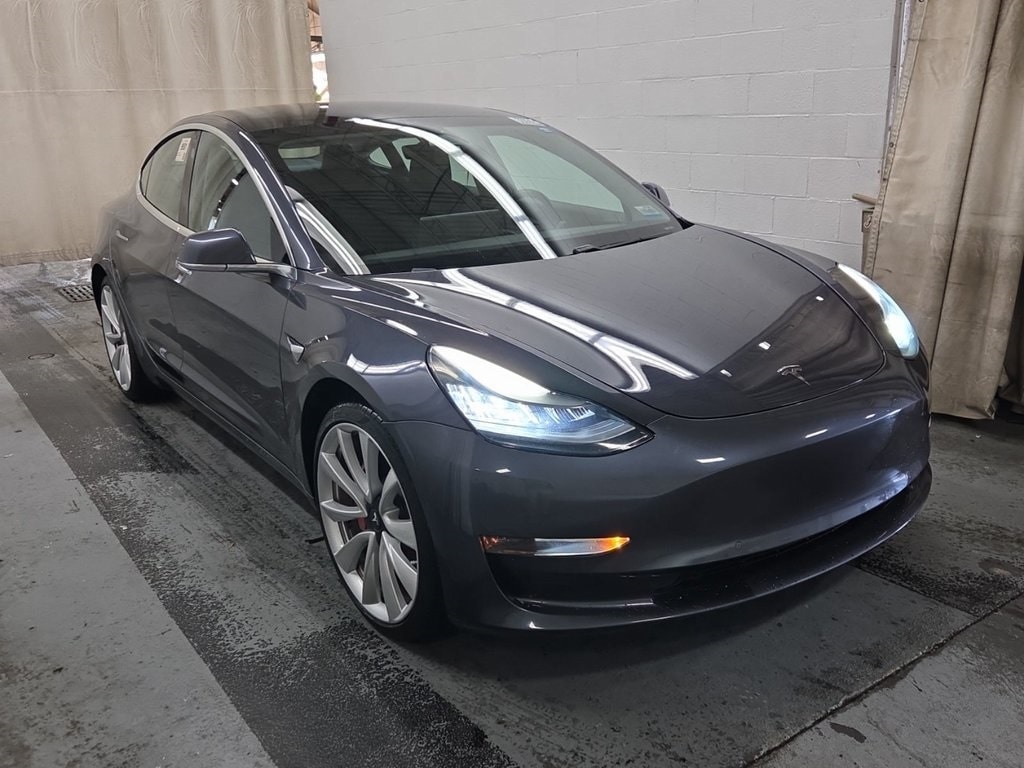 2019 Tesla Model 3's photo