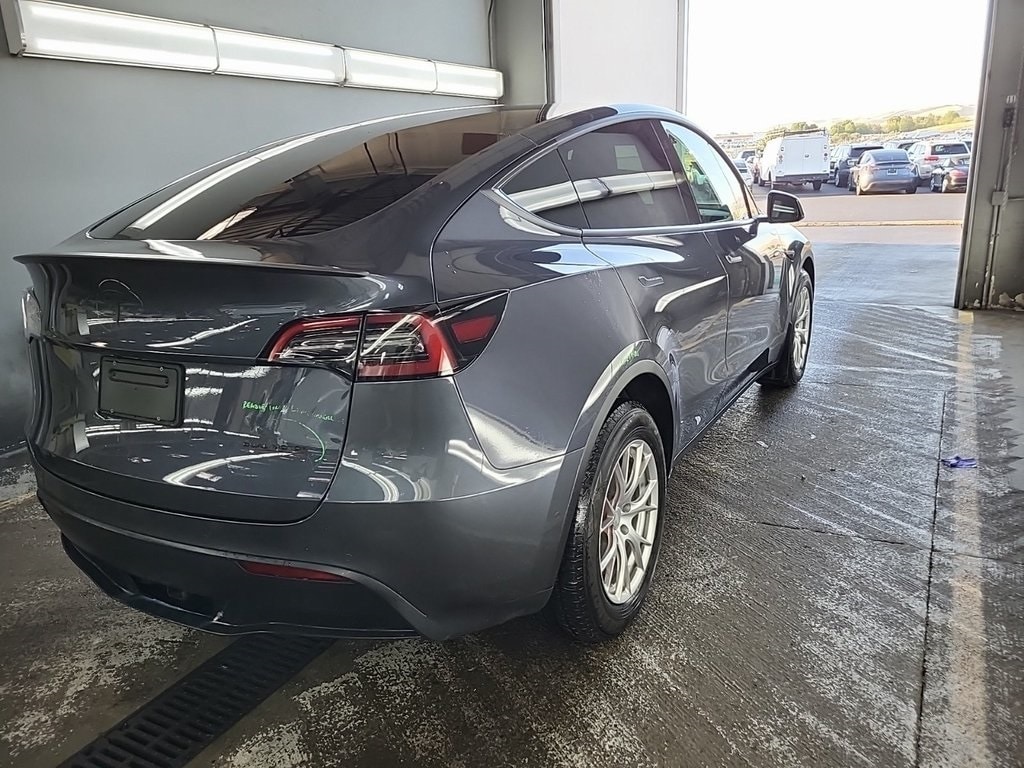 Used 2022 Tesla Model Y Performance with VIN 7SAYGDEF2NF485725 for sale in Kansas City