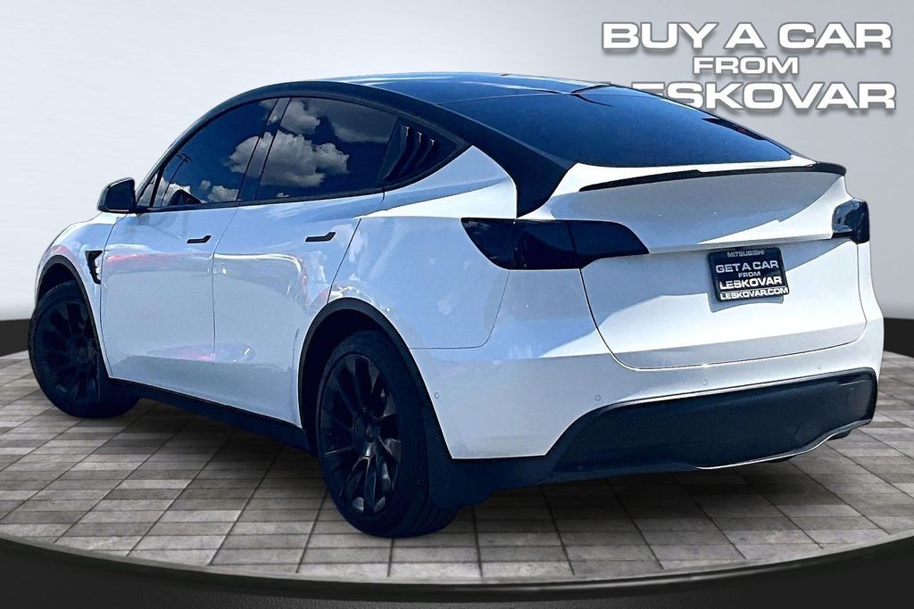Used 2021 Tesla Model Y Long Range with VIN 5YJYGDEE3MF305767 for sale in Kennewick, WA