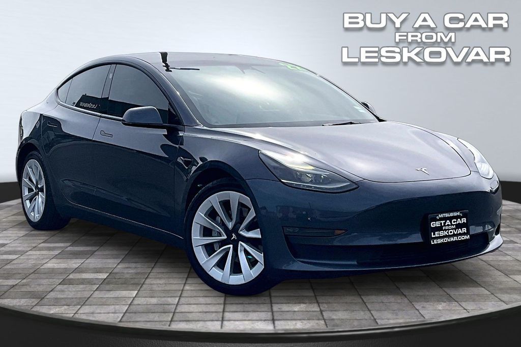 2022 Tesla Model 3 Long Range Dual Motor All-Wheel Drive's photo