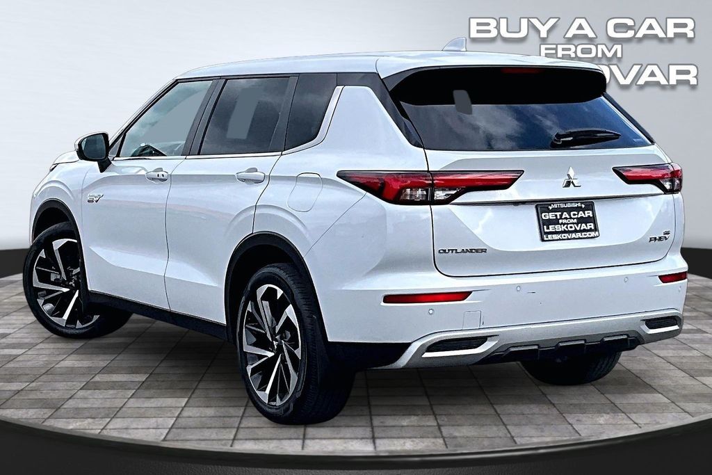 Used 2023 Mitsubishi Outlander Plug-In Hybrid SE with VIN JA4T5UA95PZ020974 for sale in Kennewick, WA