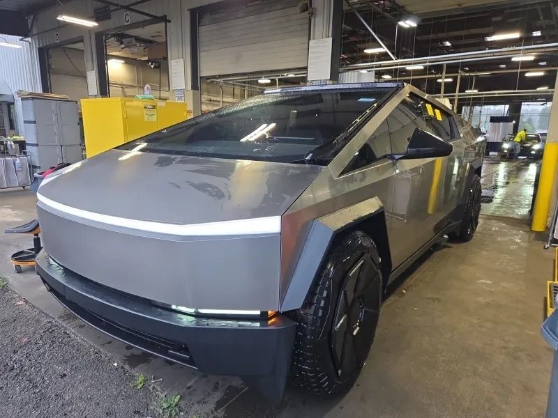 2024 Tesla Cybertruck Cyberbeast's photo