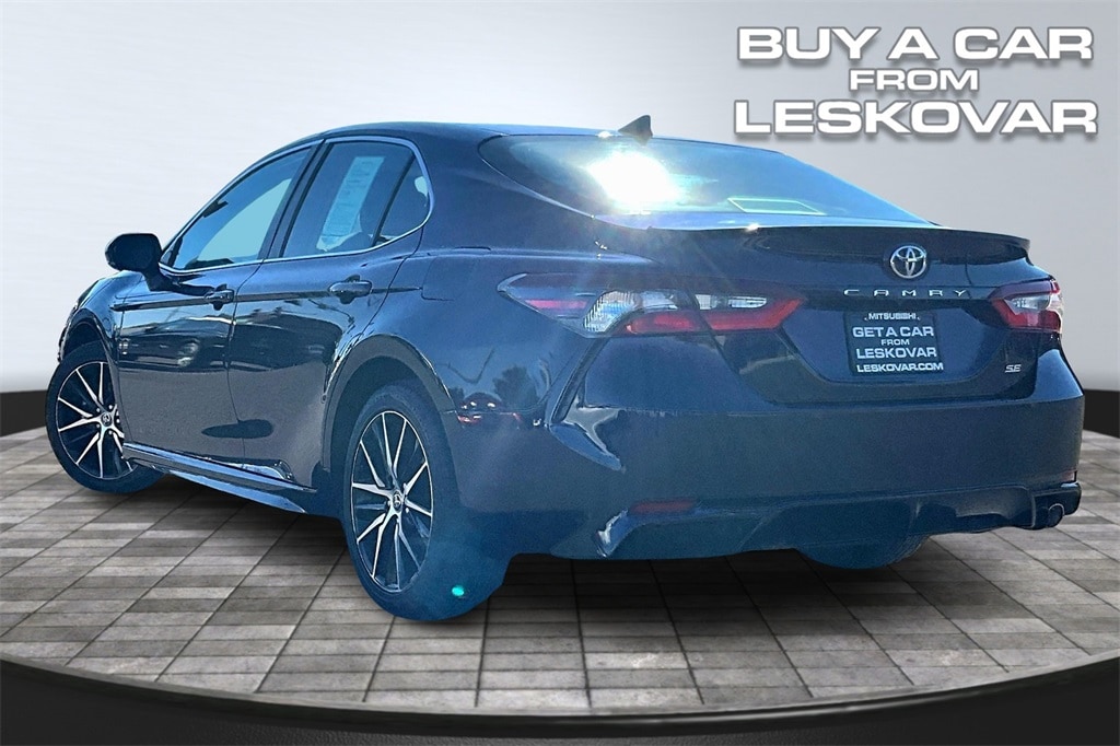 Used 2022 Toyota Camry SE Sedan
