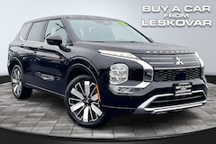 2026 Mitsubishi Outlander SE SUV