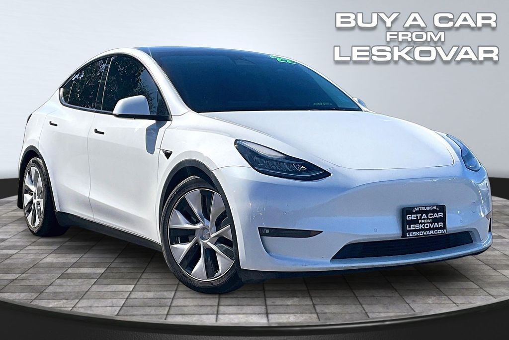 2022 Tesla Model Y Long Range Dual Motor All-Wheel Drive's photo
