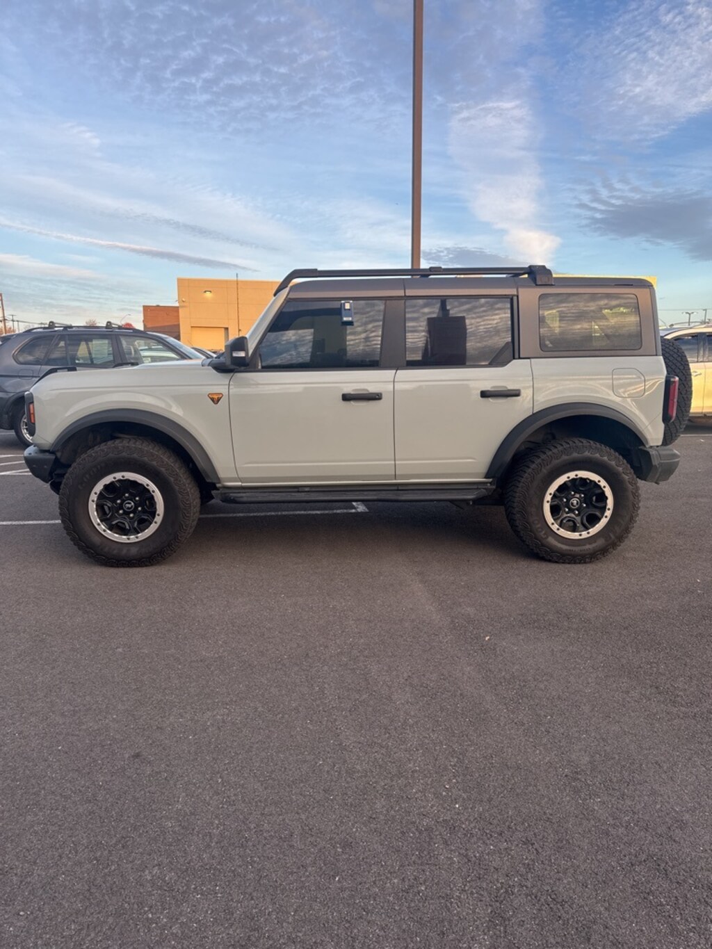 Used 2023 Ford Bronco Badlands SUV