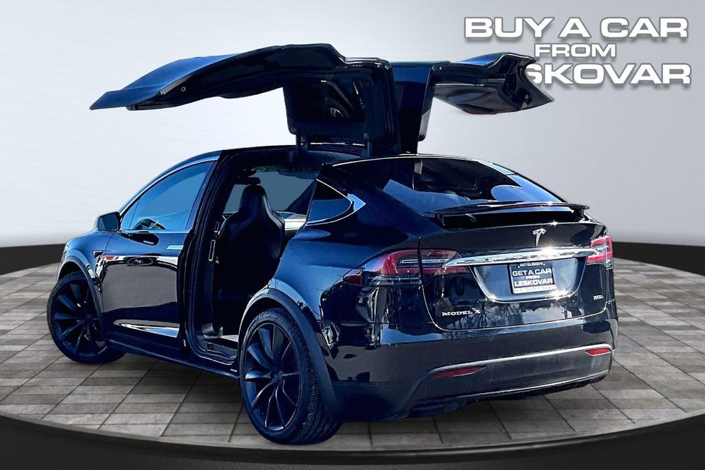 Used 2018 Tesla Model X 100D with VIN 5YJXCDE27JF091732 for sale in Kennewick, WA