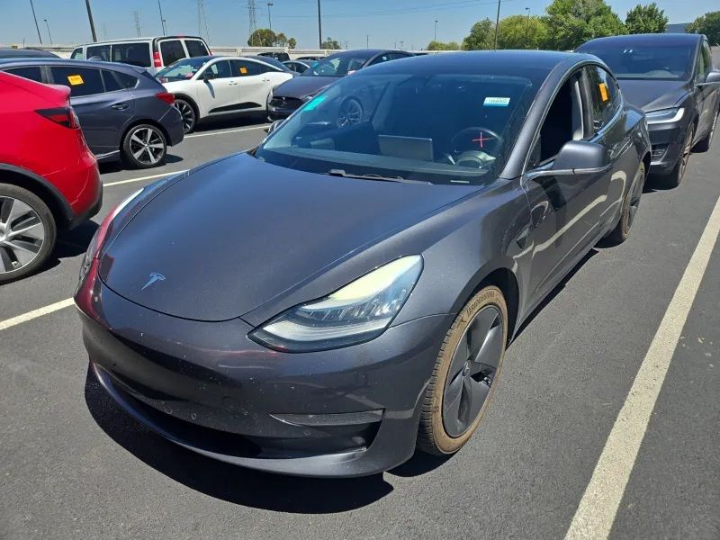2018 Tesla Model 3 Long Range Dual Motor All-Wheel Drive's photo