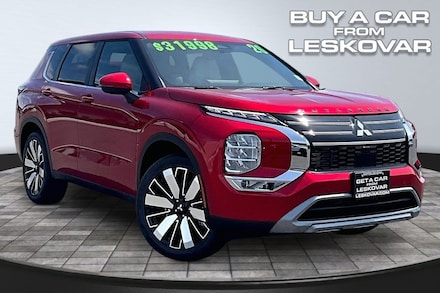 2026 Mitsubishi Outlander SE SUV