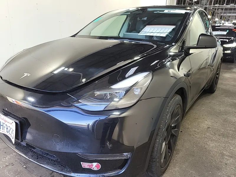 2023 Tesla Model Y Long Range Dual Motor All-Wheel Drive's photo