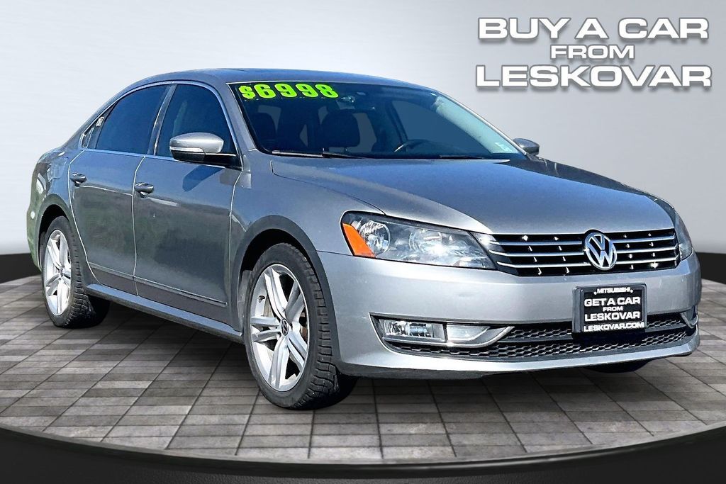 2013 Volkswagen Passat SEL