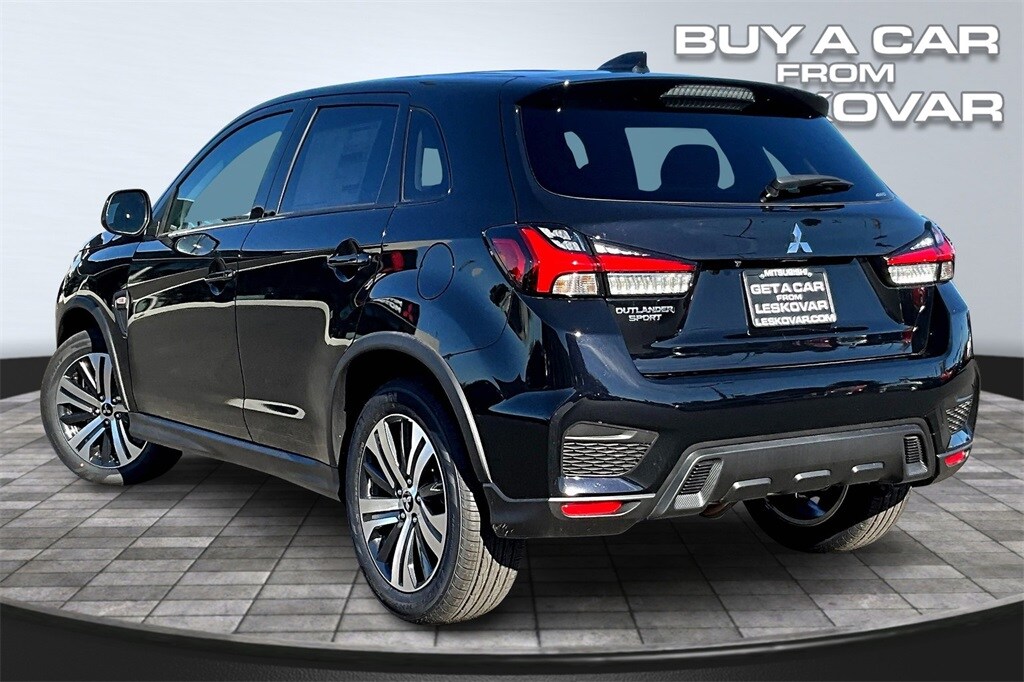 2025 Mitsubishi Outlander Sport ES photo 3