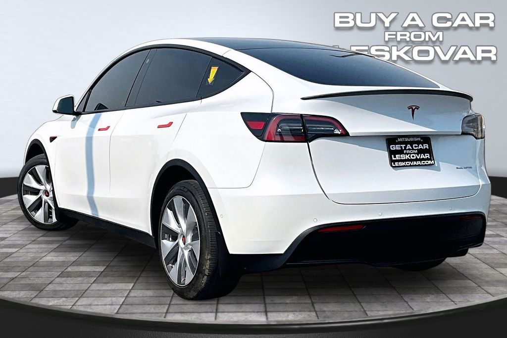 Used 2021 Tesla Model Y Long Range with VIN 5YJYGDEE9MF158354 for sale in Kennewick, WA