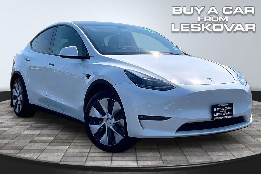 Used 2023 Tesla Model Y Long Range with VIN 7SAYGDEE7PF748589 for sale in Kennewick, WA