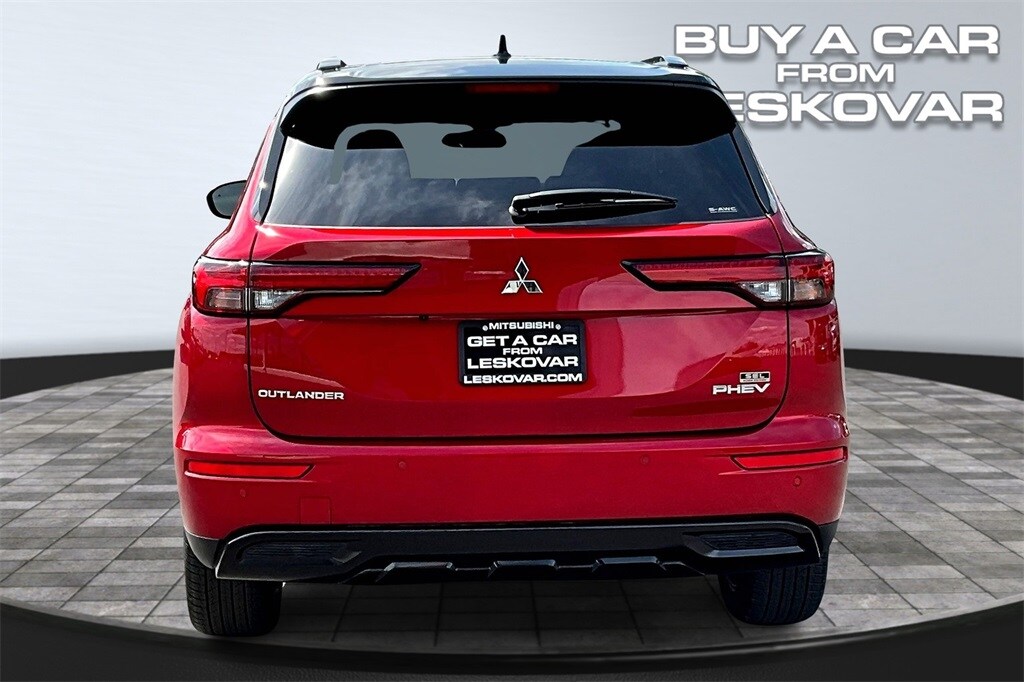2025 Mitsubishi Outlander PHEV SEL Black Edition photo 4