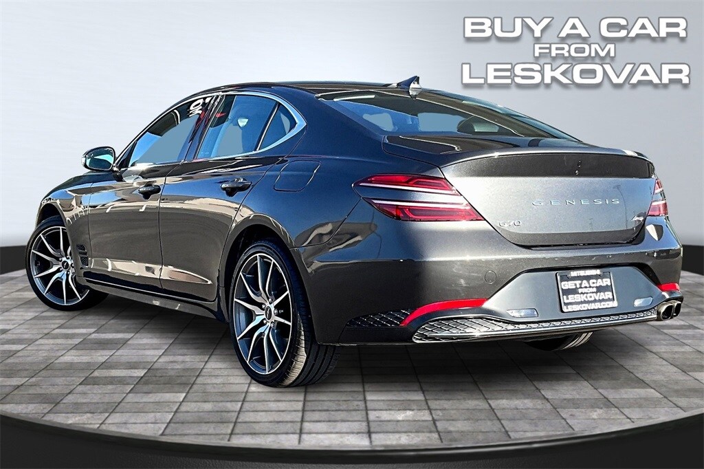 2023 Genesis G70 2.0T photo 2