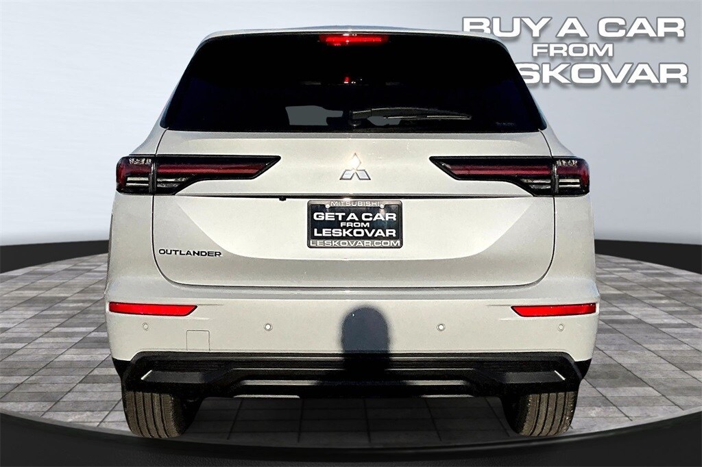 New 2025 Mitsubishi Outlander ES SUV