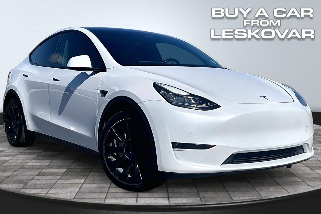 Used 2022 Tesla Model Y Long Range with VIN 7SAYGAEEXNF350739 for sale in Kennewick, WA
