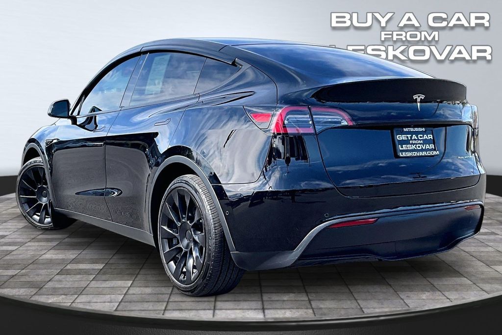 Used 2022 Tesla Model Y Long Range with VIN 7SAYGAEE5NF393062 for sale in Kennewick, WA