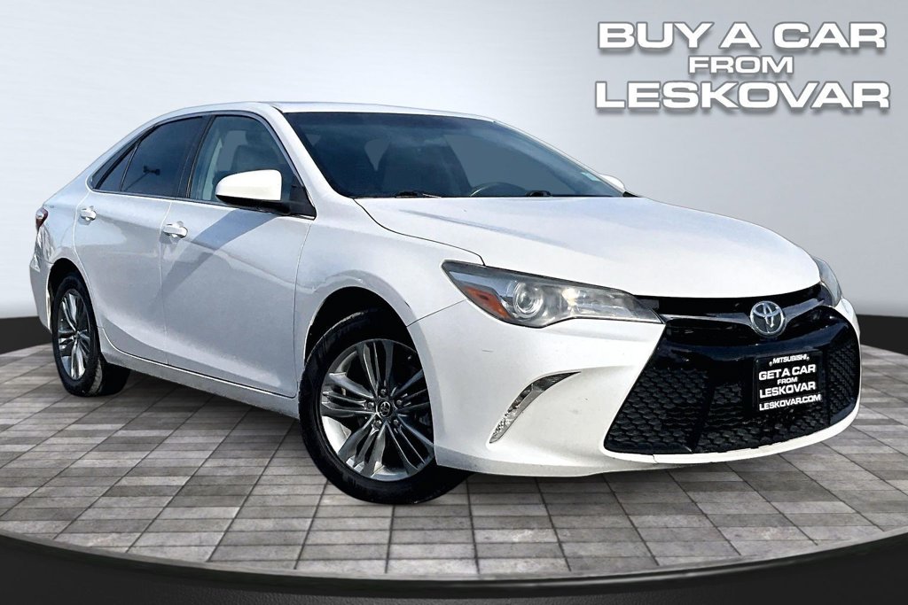 Used 2017 Toyota Camry SE with VIN 4T1BF1FK7HU363658 for sale in Kennewick, WA