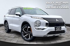 2025 Mitsubishi Outlander PHEV SEL SUV