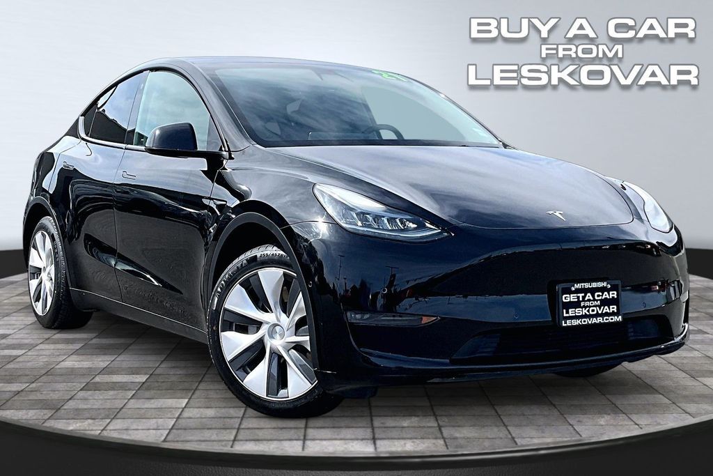 2021 Tesla Model Y Long Range Dual Motor All-Wheel Drive's photo