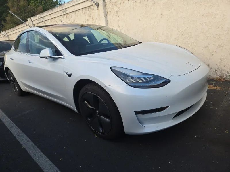2018 Tesla Model 3 Long Range Dual Motor All-Wheel Drive's photo