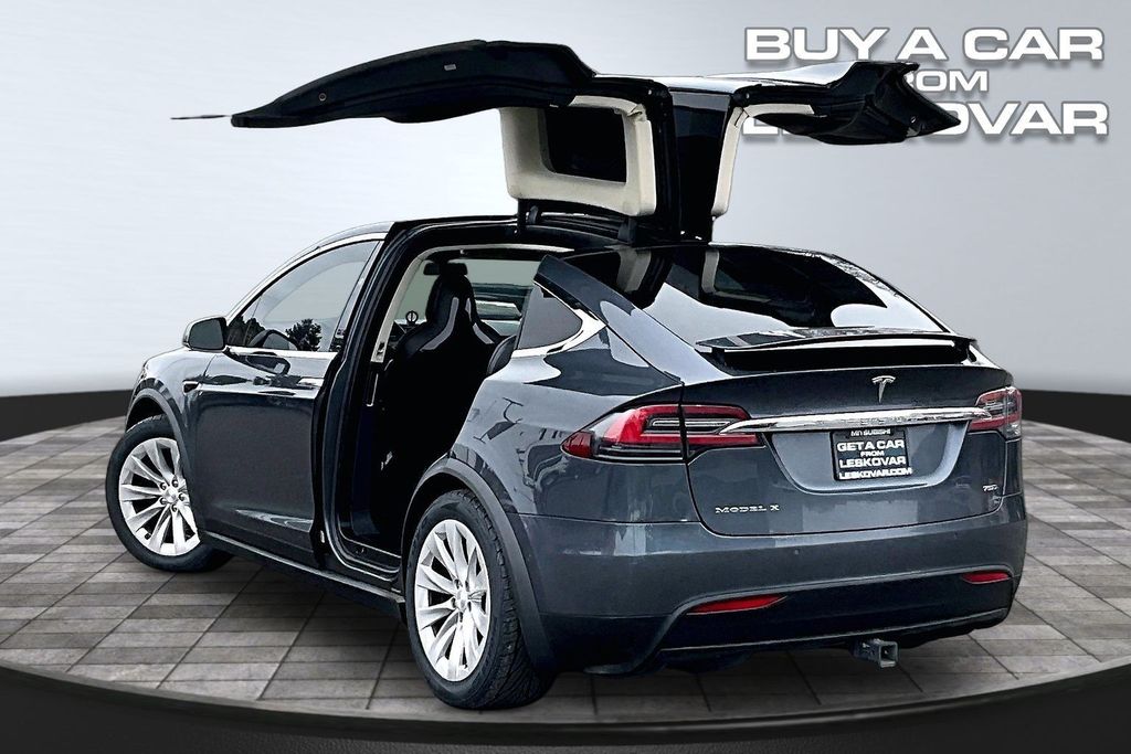 Used 2016 Tesla Model X 75D with VIN 5YJXCDE2XGF025913 for sale in Kennewick, WA