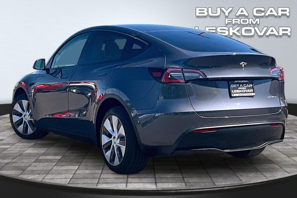 Used 2023 Tesla Model Y Long Range with VIN 7SAYGDEE1PF813775 for sale in Kennewick, WA