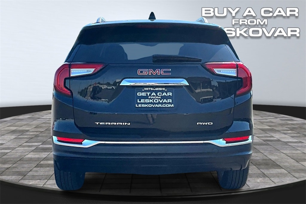 Used 2023 GMC Terrain SLT SUV