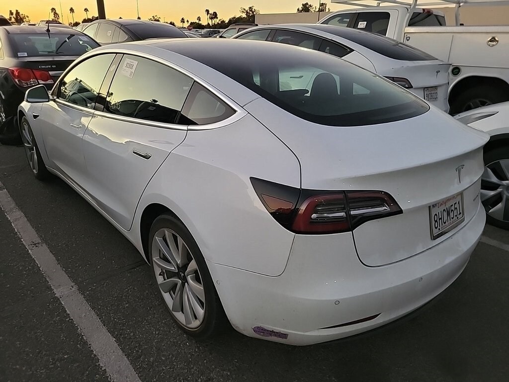 2018 Tesla Model 3 Long Range photo 3