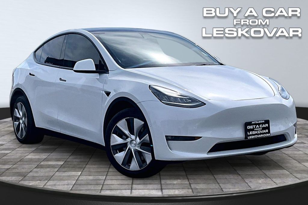 2021 Tesla Model Y Long Range Dual Motor All-Wheel Drive's photo