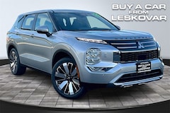 2025 Mitsubishi Outlander SE SUV