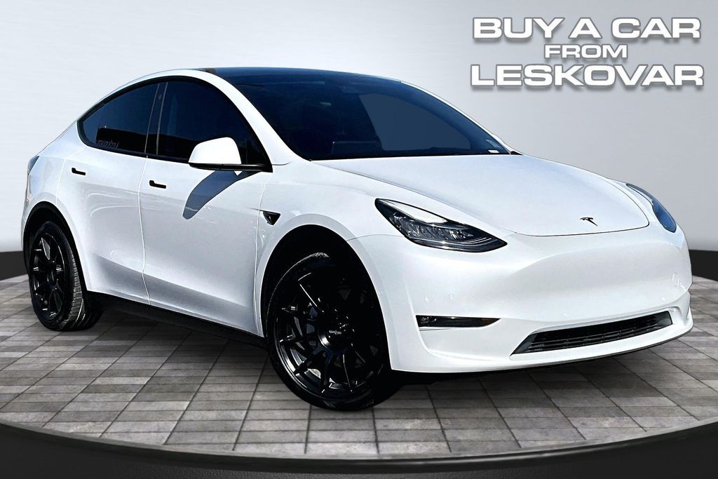 2021 Tesla Model Y Long Range Dual Motor All-Wheel Drive's photo