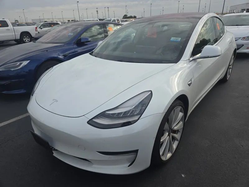 2018 Tesla Model 3 Long Range Dual Motor All-Wheel Drive's photo