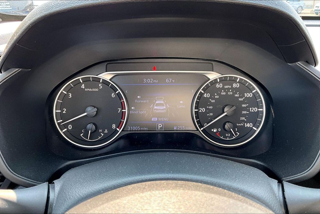 2025 Nissan Altima SV - Photo 20